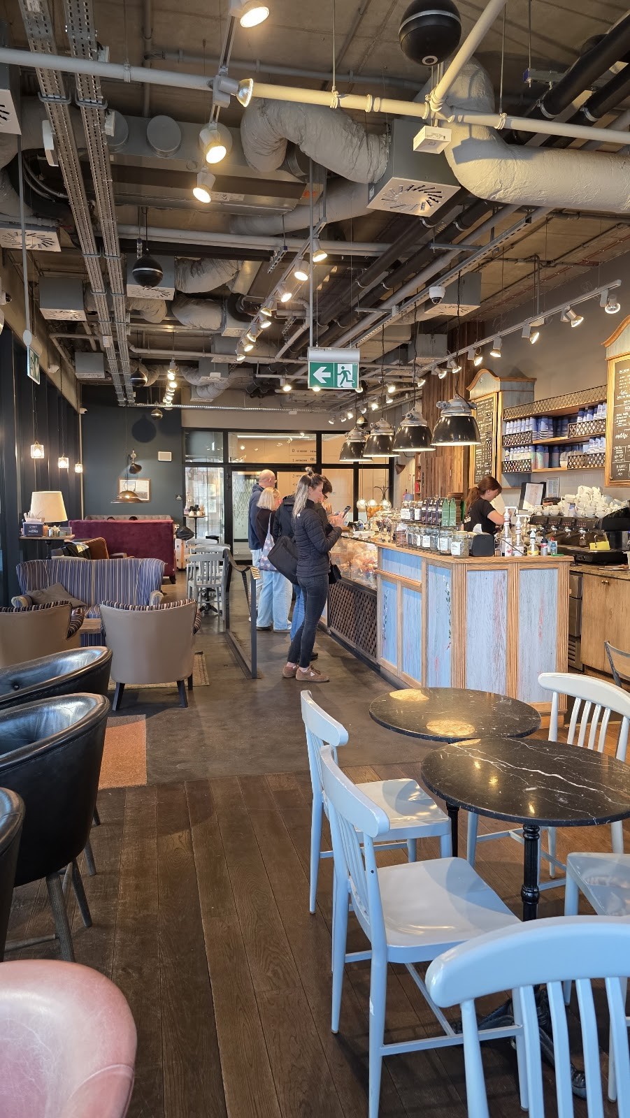 Green Caffe Nero: the place