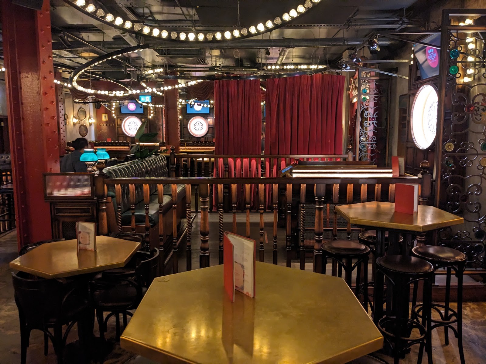Flight Club Birmingham: the place