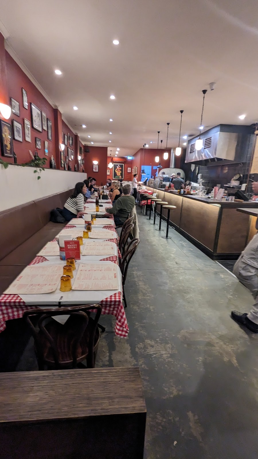 Teo's Pizza & Bar - Highett: the place