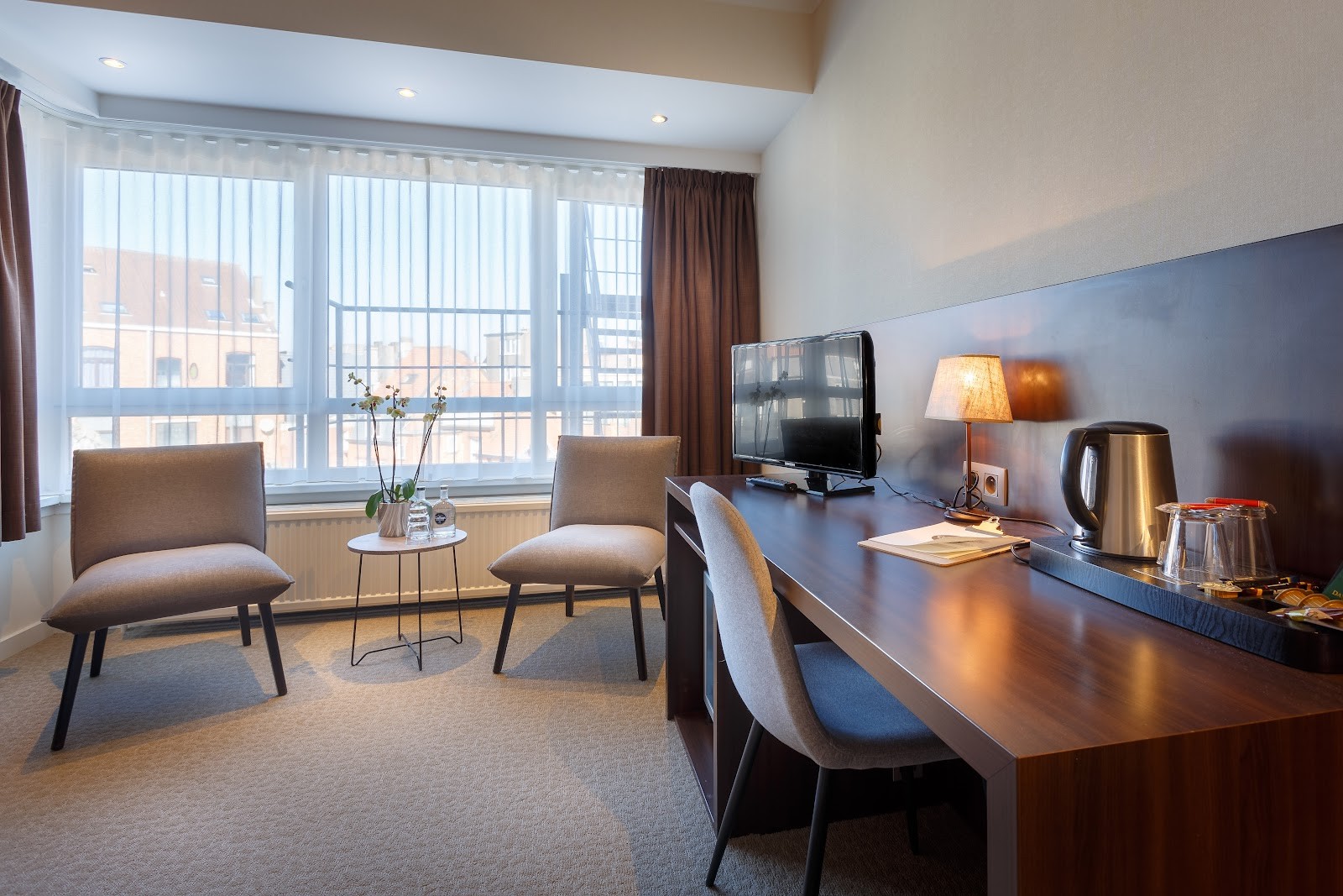 Hotel Carlton: the place