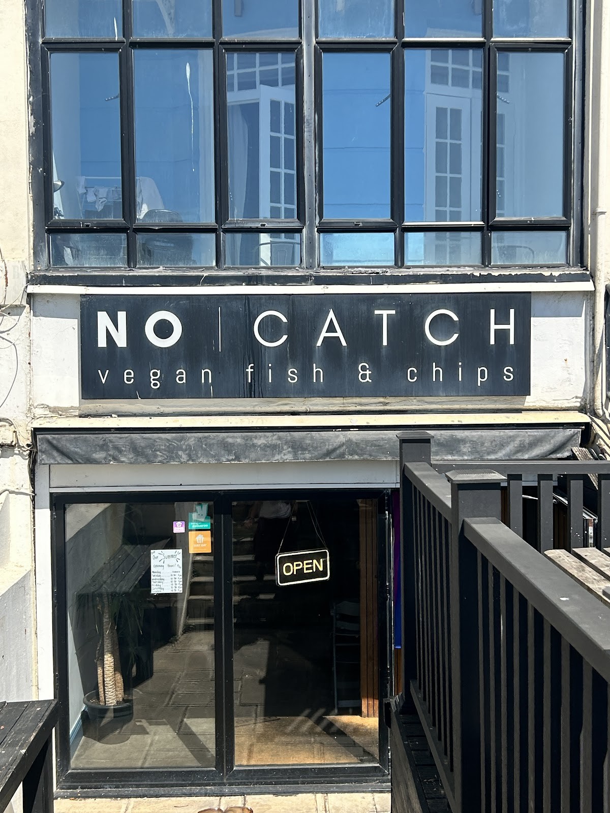 No Catch: the place
