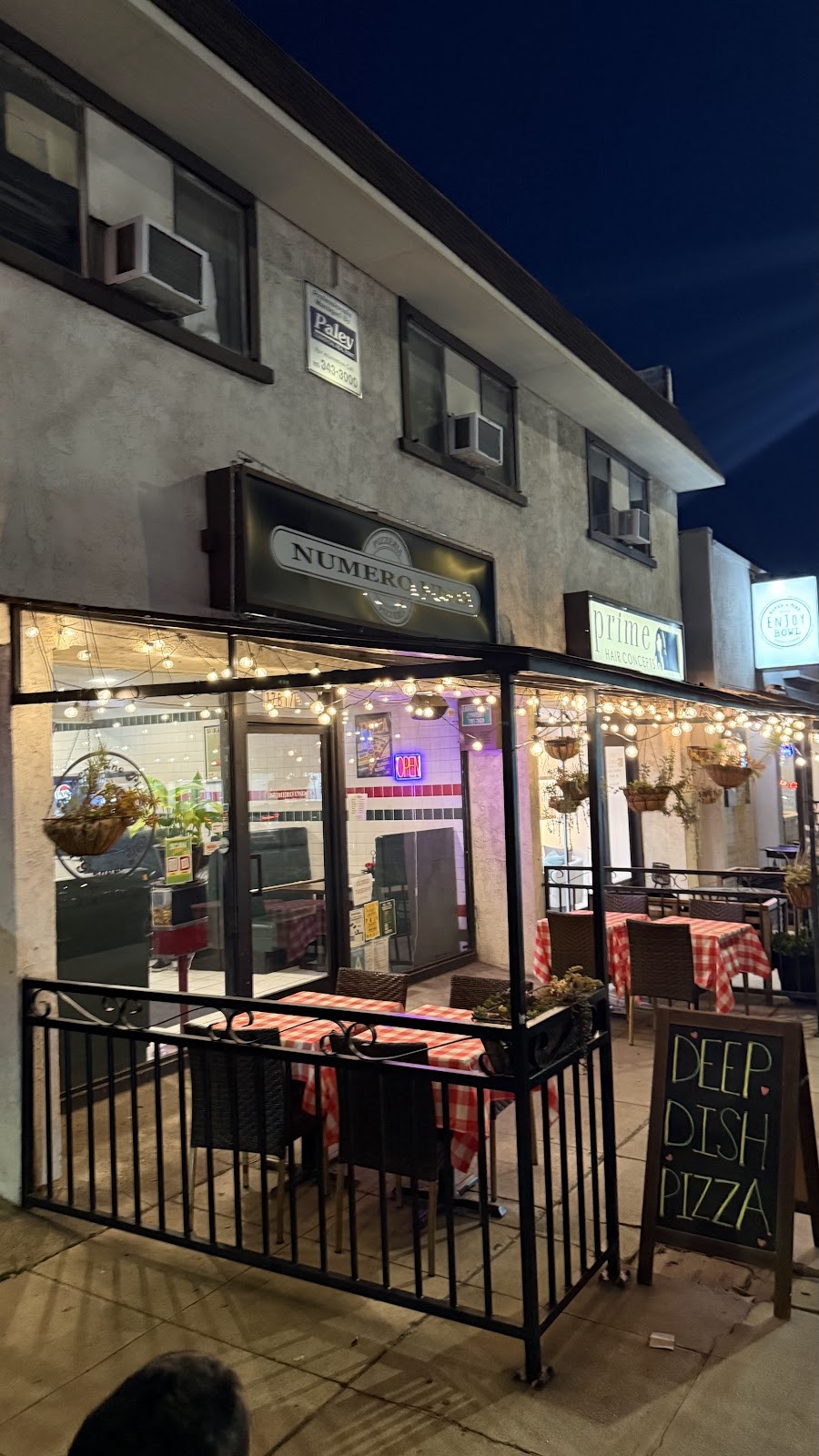 Numero Uno Pizza: the place