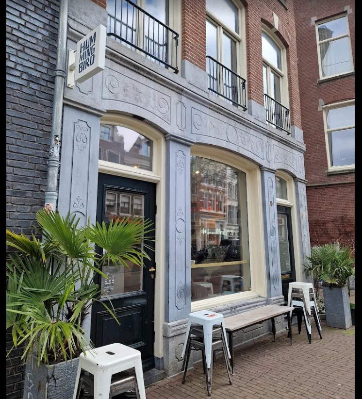 Hummingbird Coffee Amsterdam: the place