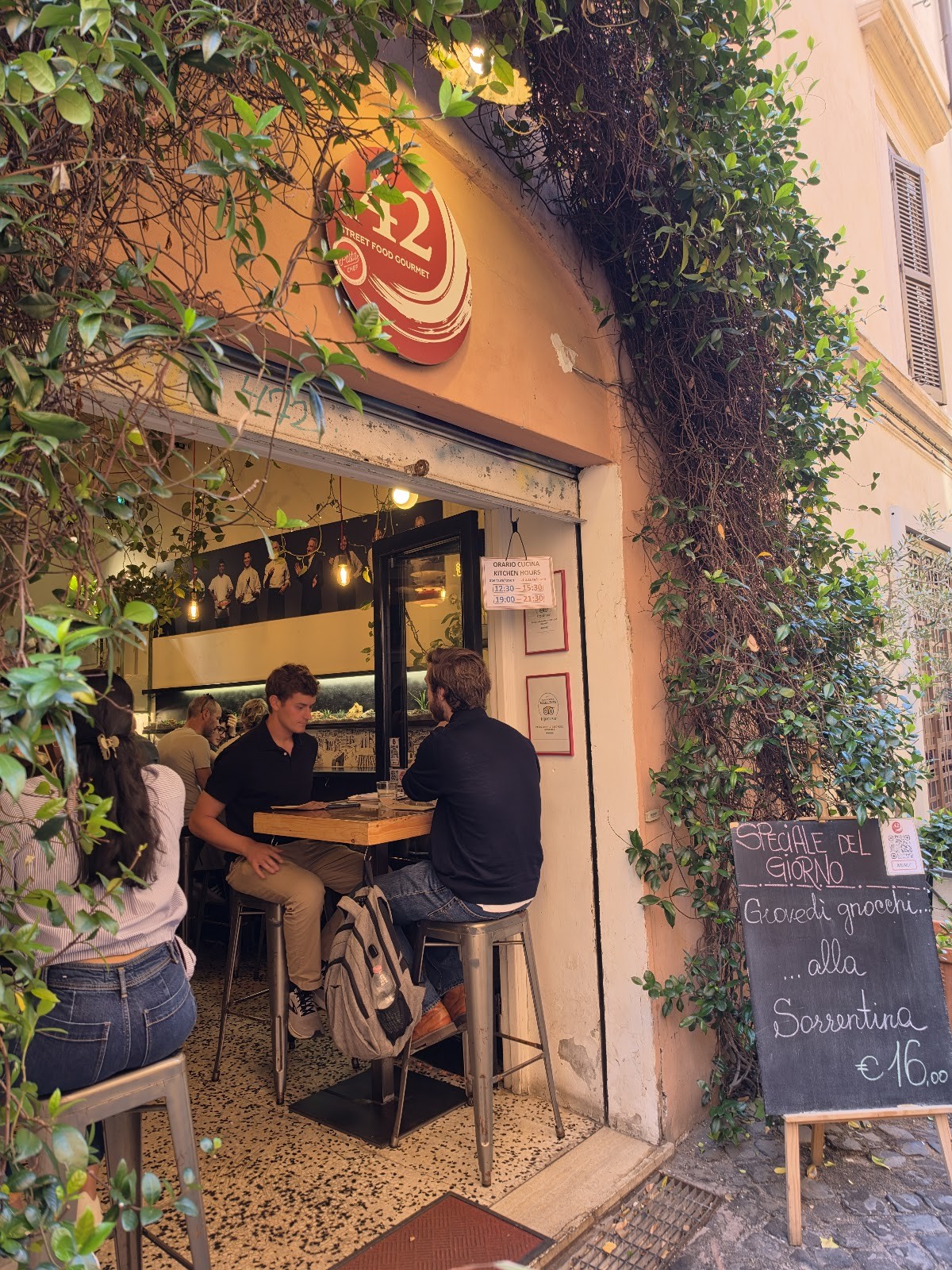 al42 by Pasta Chef rione Monti: the place