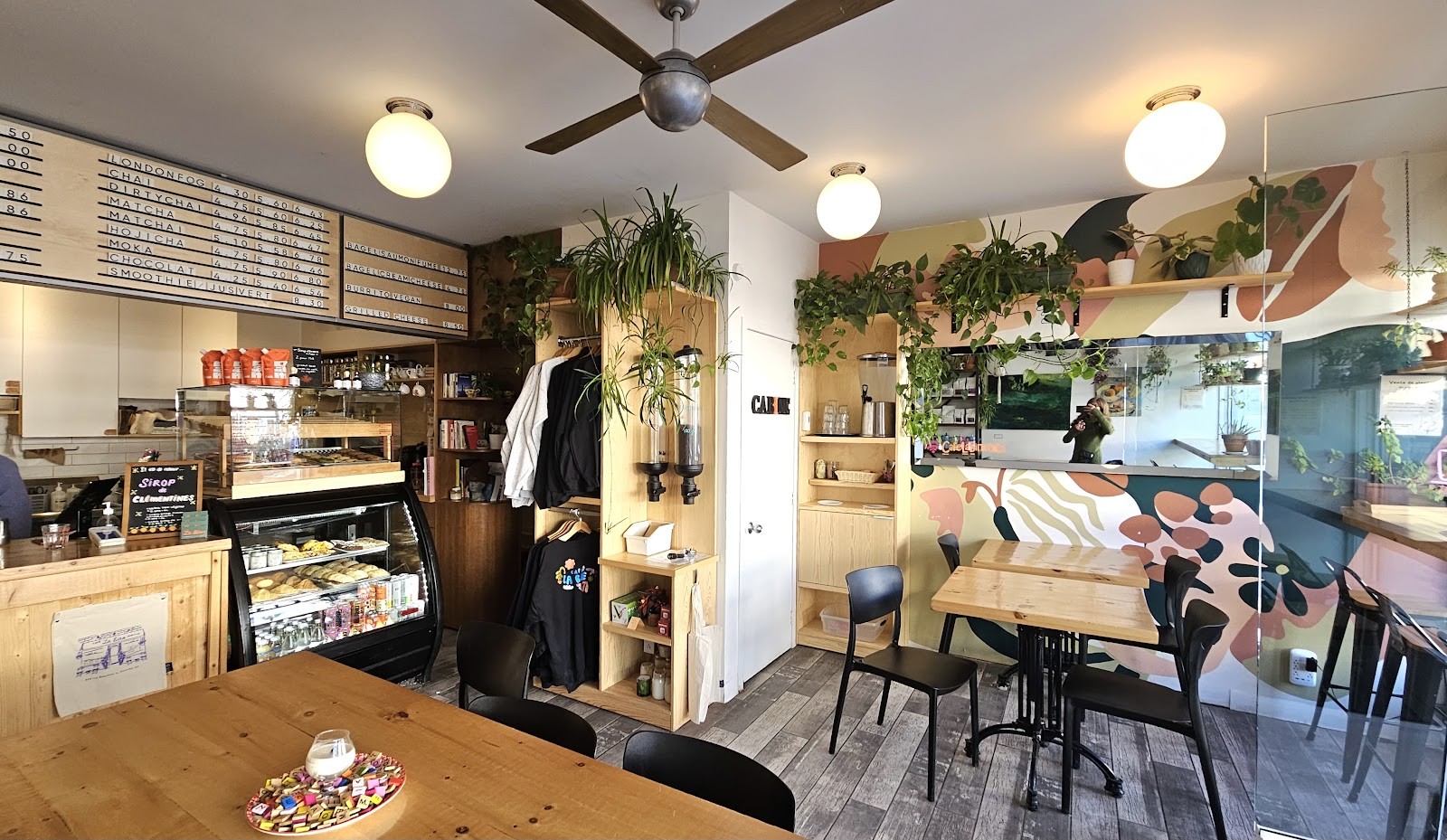 Café La Bine: the place