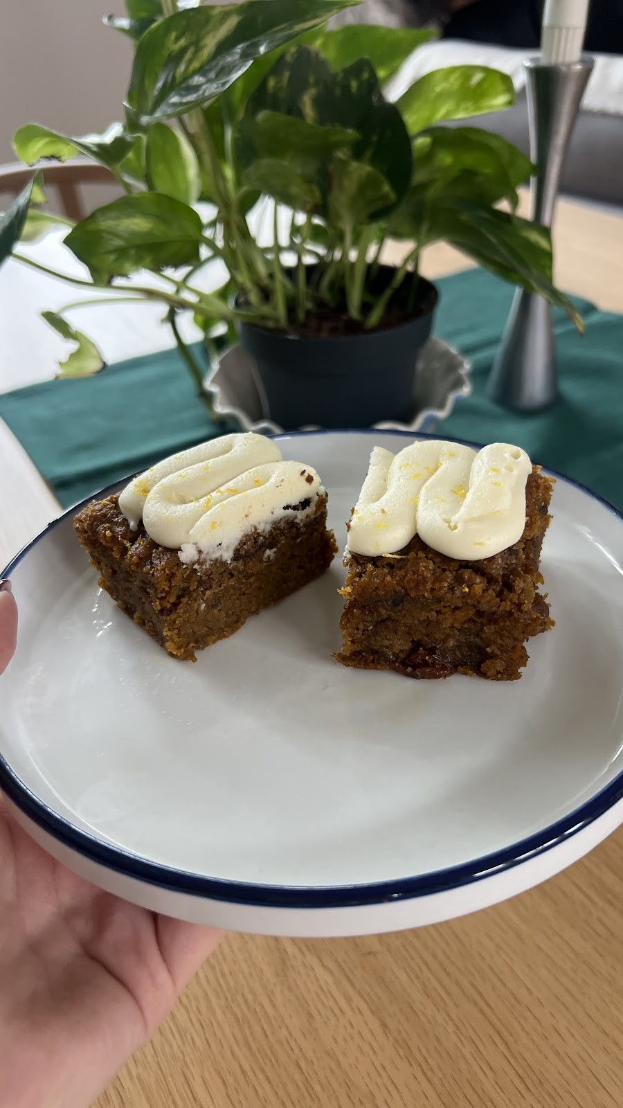 The Brutally Honest Bakery: food & drinks