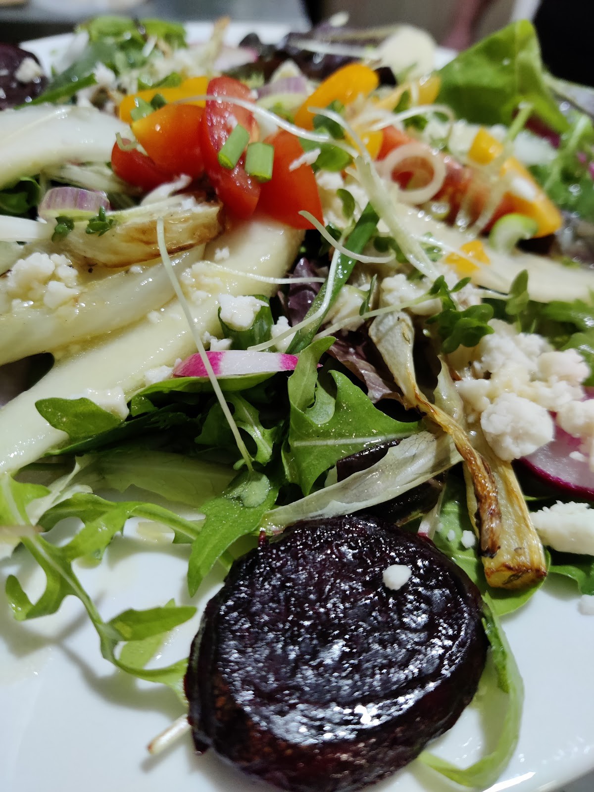 Aubergine Café: food & drinks