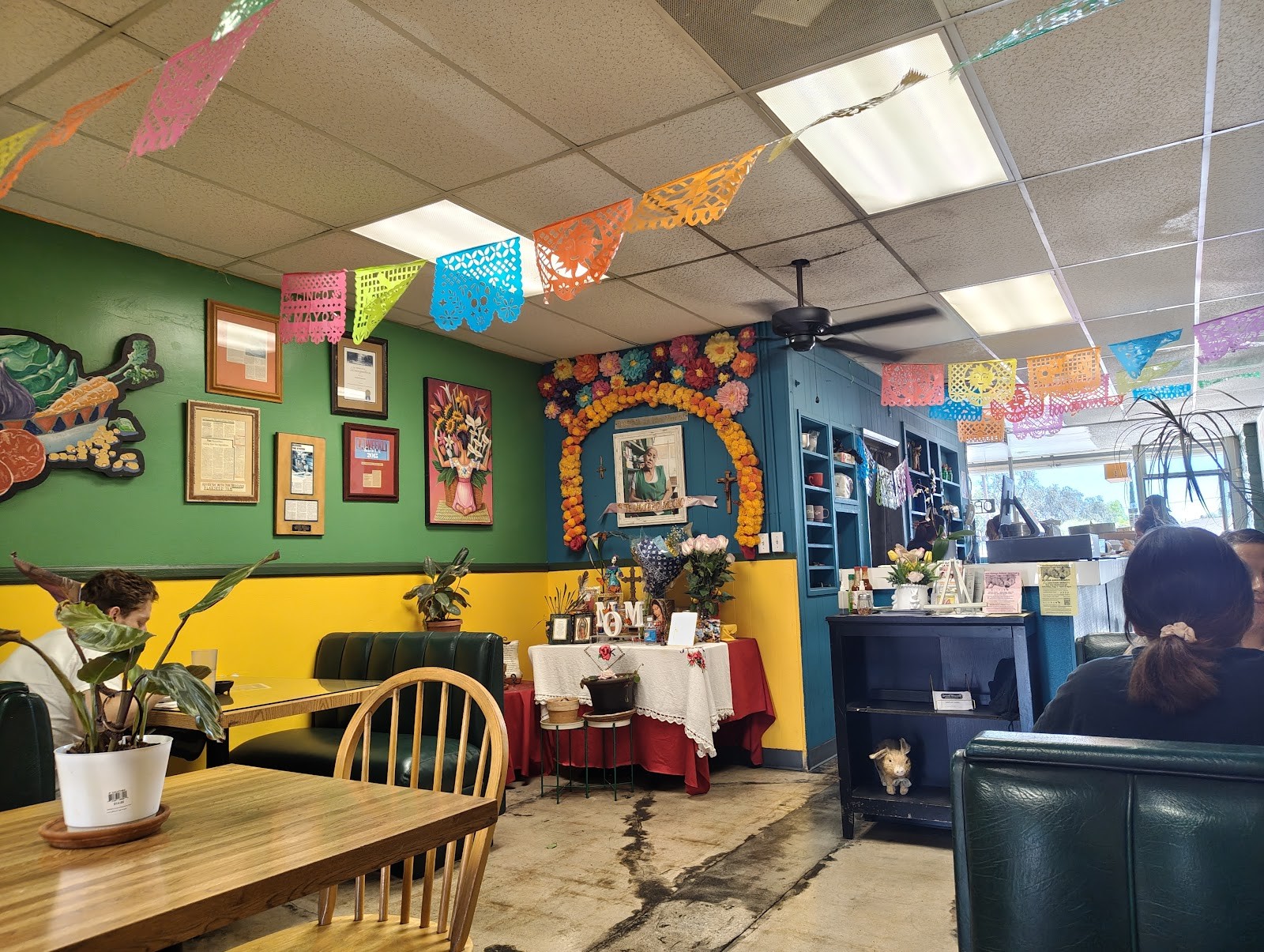 Leonor's Vegetarian Mexican Restaurant: the place