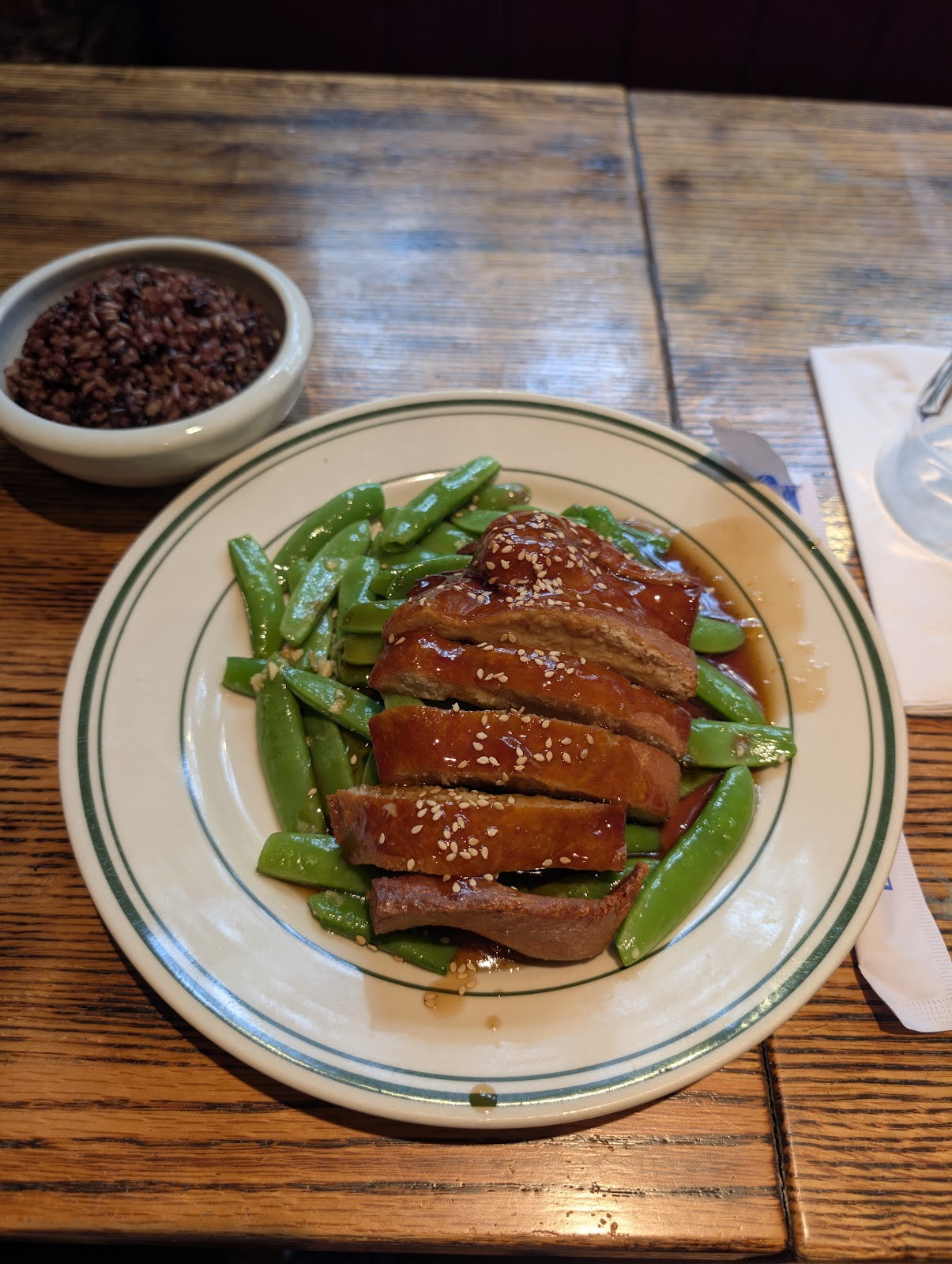 Luanne's Wild Ginger: food & drinks