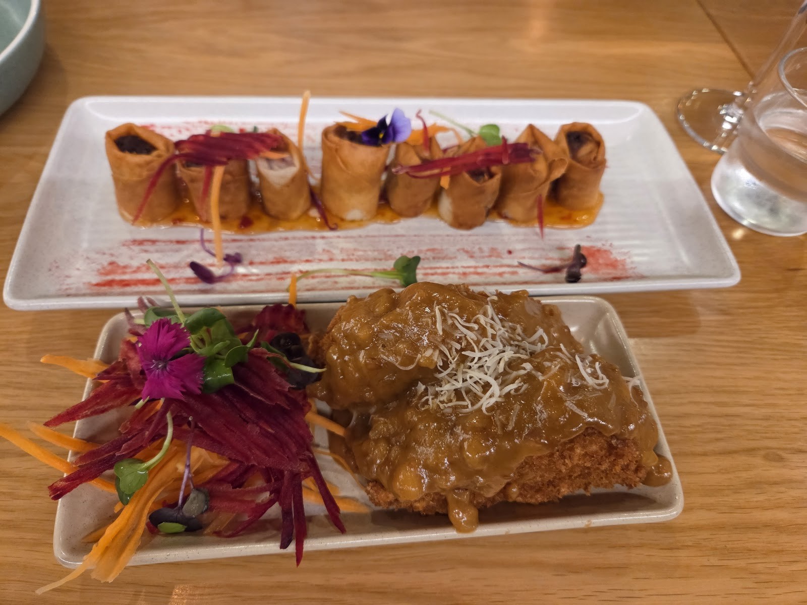Khu Khu Milford: food & drinks