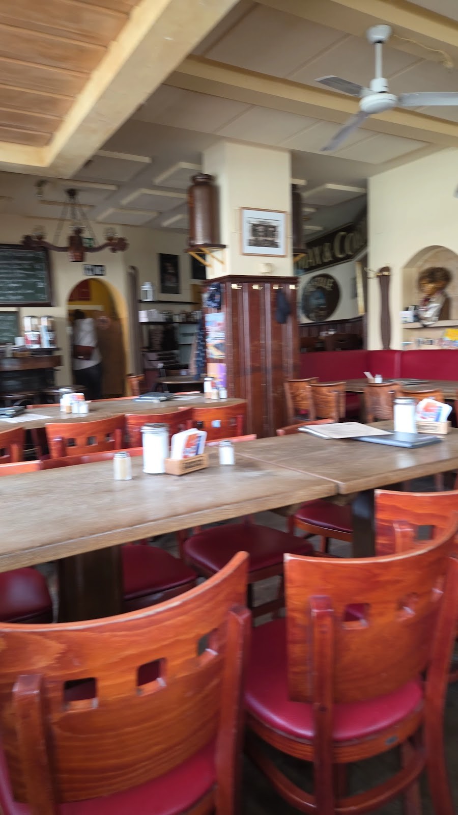 Max & Consorten: the place