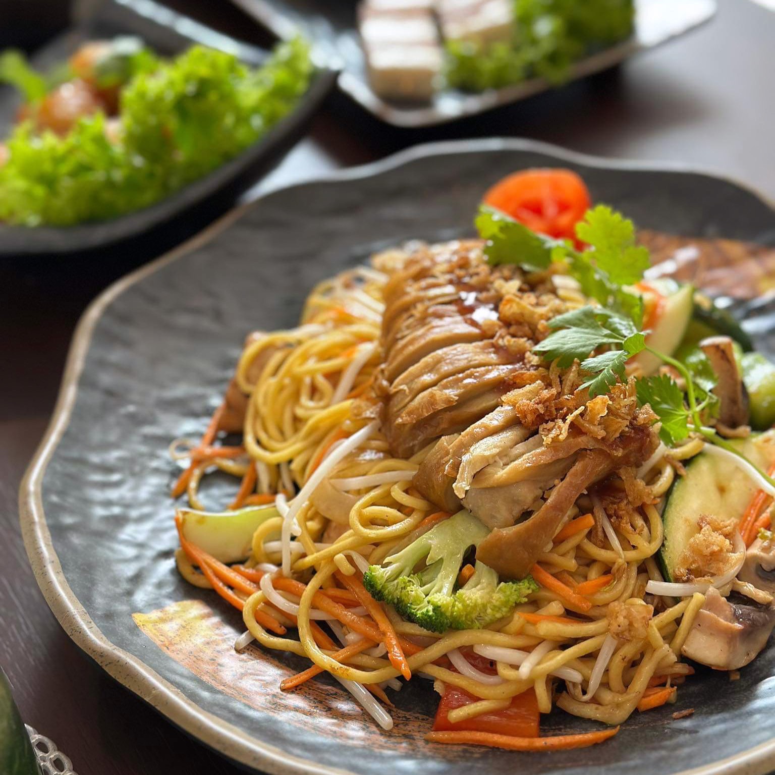 U & Mi - South East Asian Plant-Based Cuisine: food & drinks