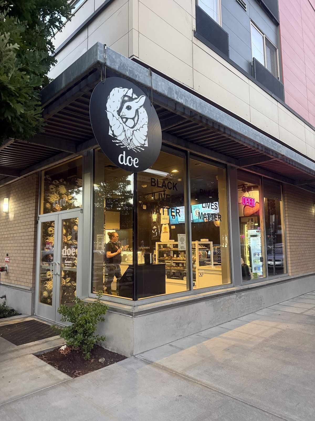 Doe Donuts + Ice Cream: the place