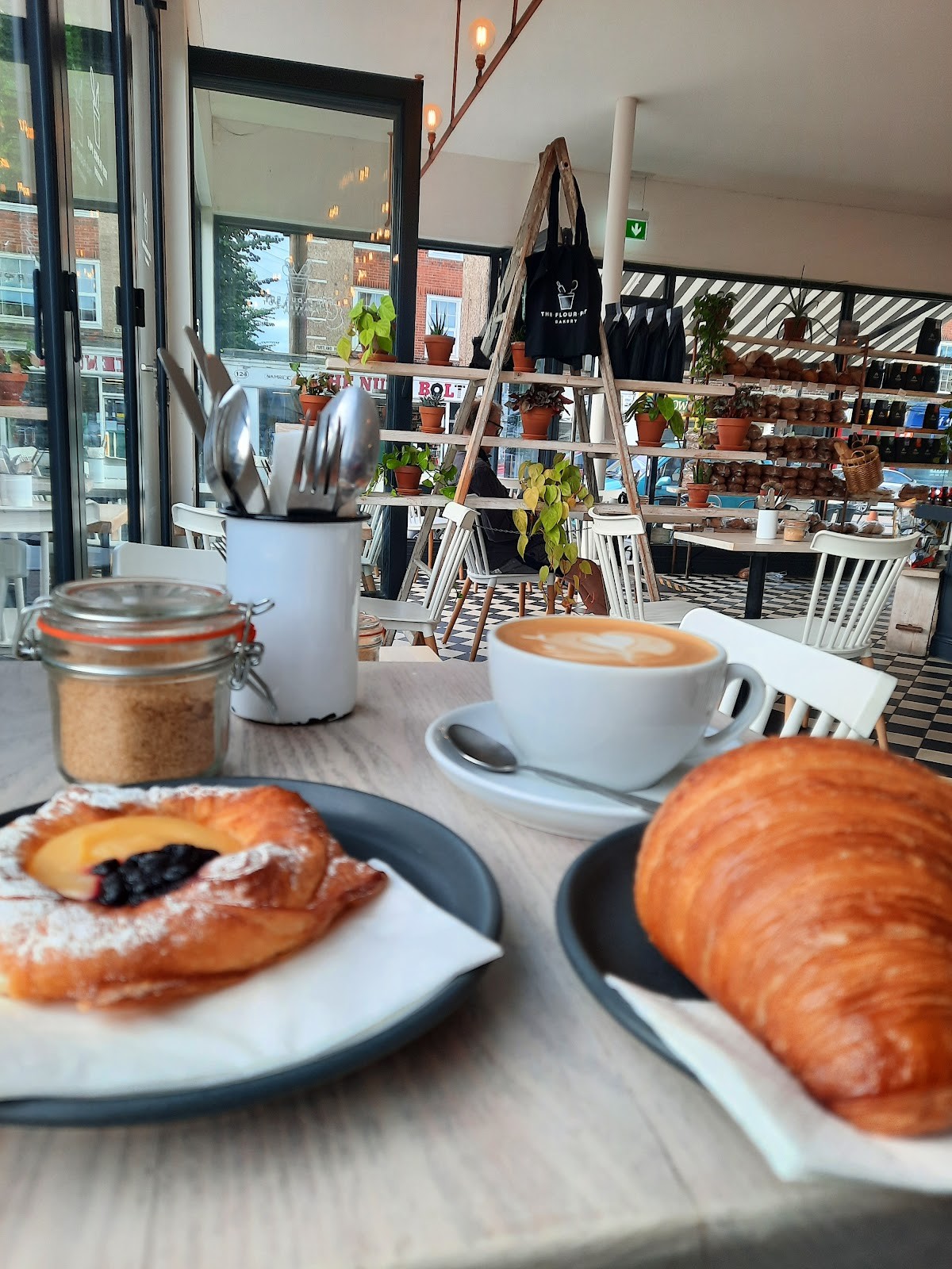 The Flour Pot Bakery - Portland Rd: the place