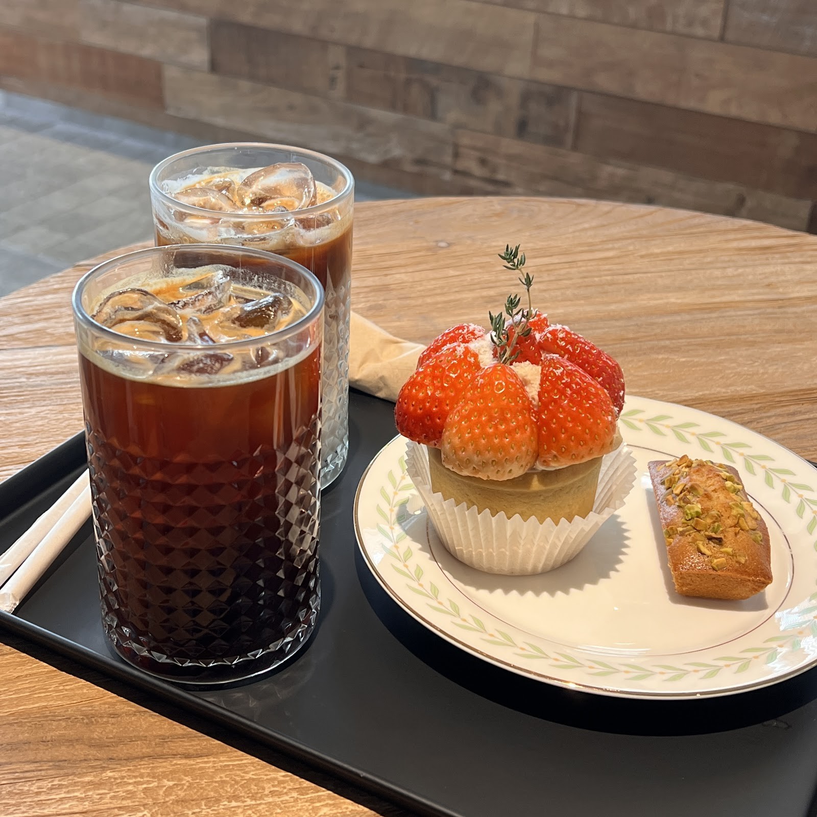 Pivot: food & drinks