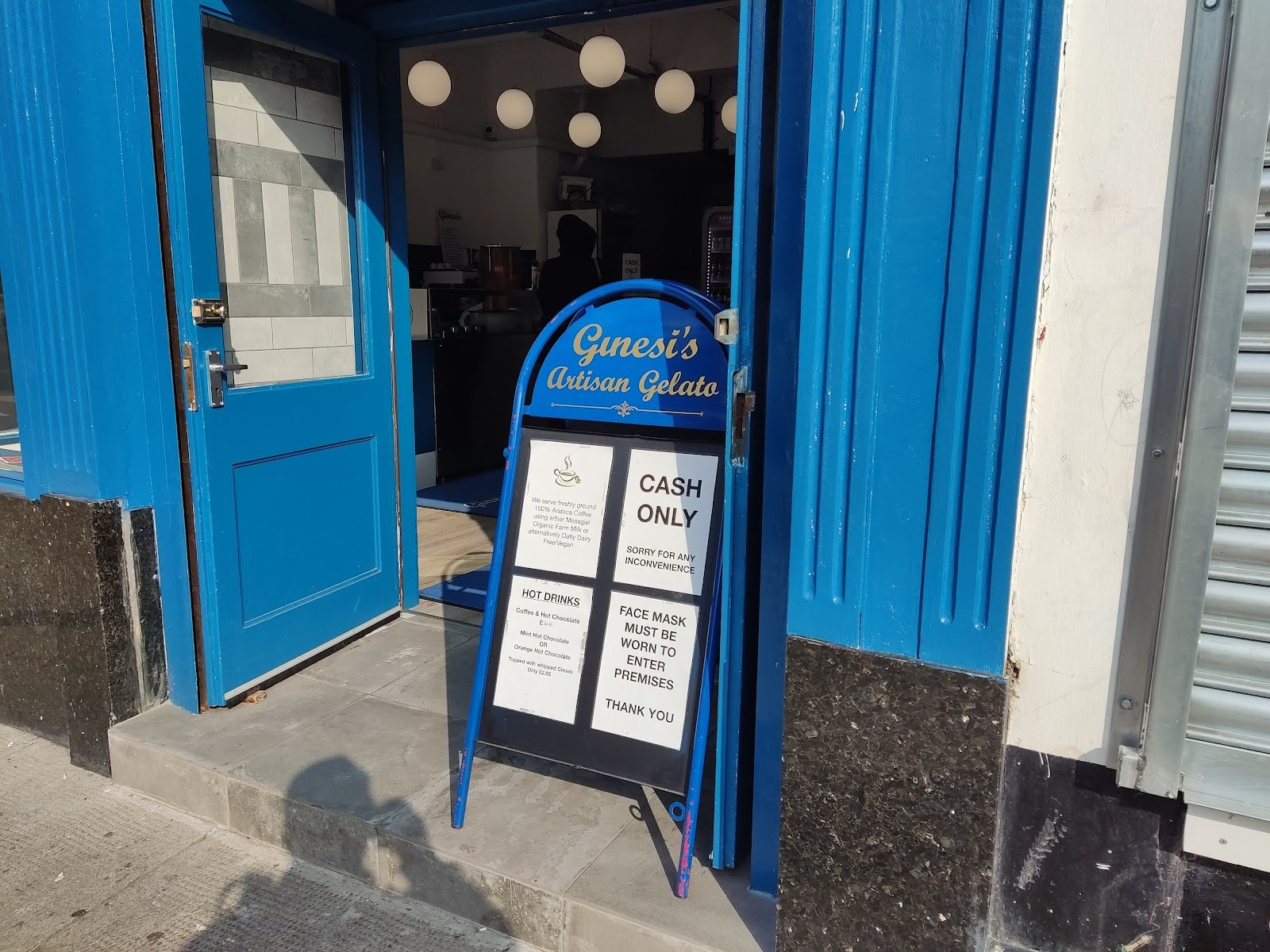Ginesi’s Artisan Gelato: the place