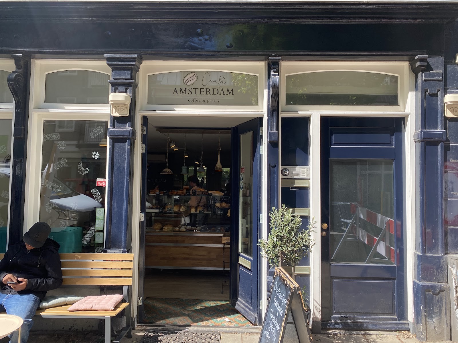Craft Coffee & Pastry Amsterdam: the place