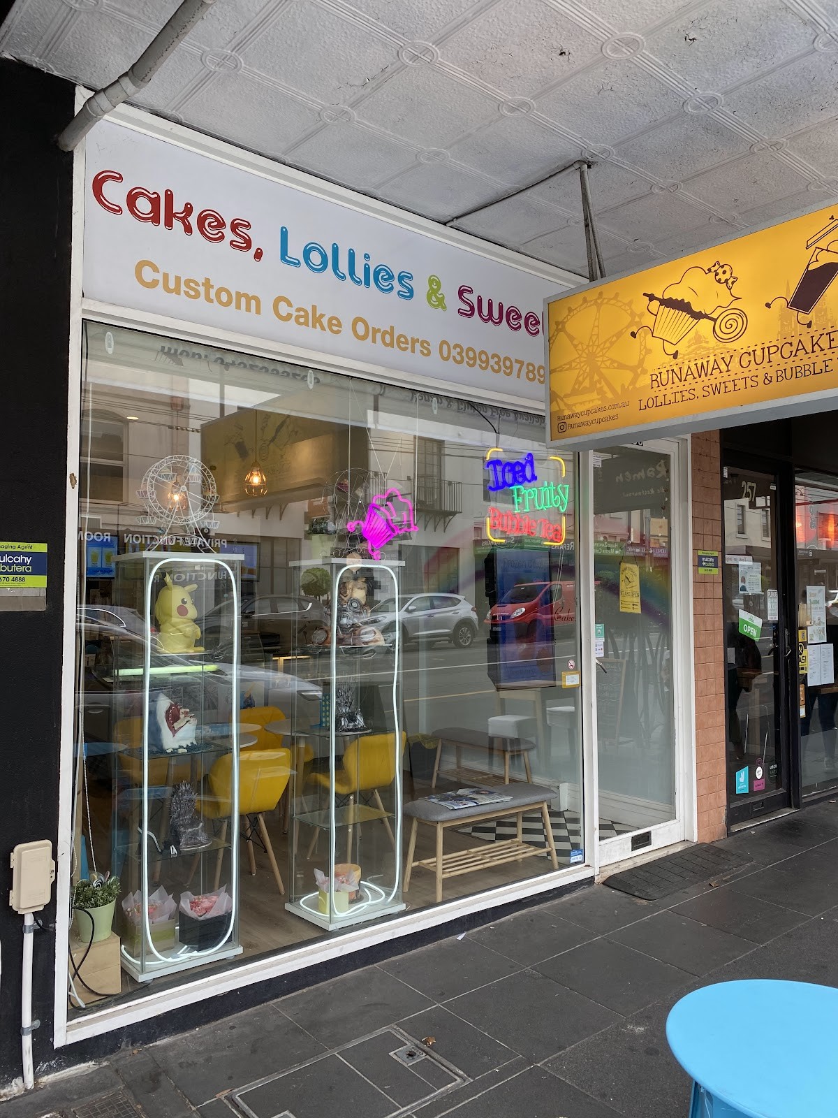 Runaway Cupcakes: the place