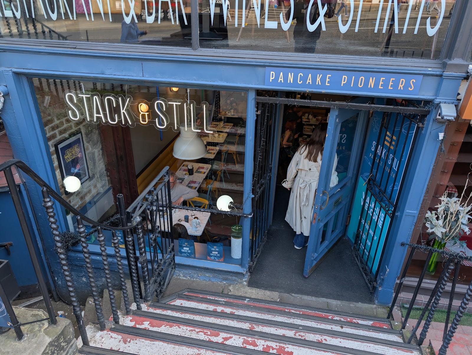 Stack & Still: the place