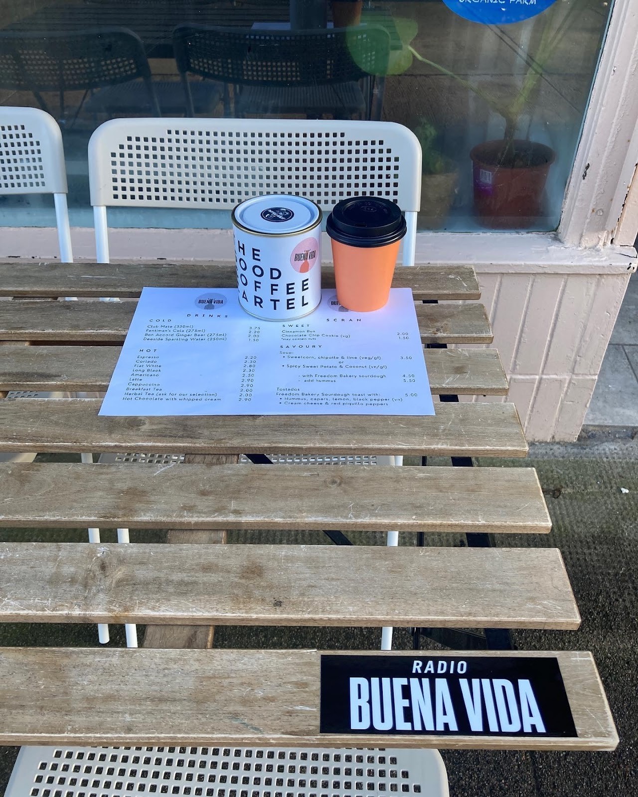 Radio Buena Vida: the place