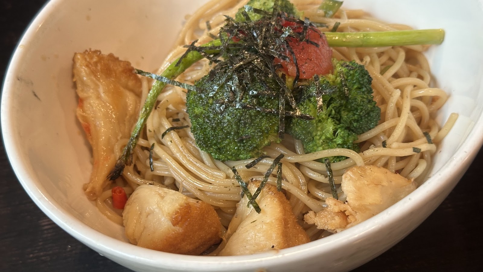Blue Mark One 藍色馬克 - Lán Sè MǎKè: food & drinks