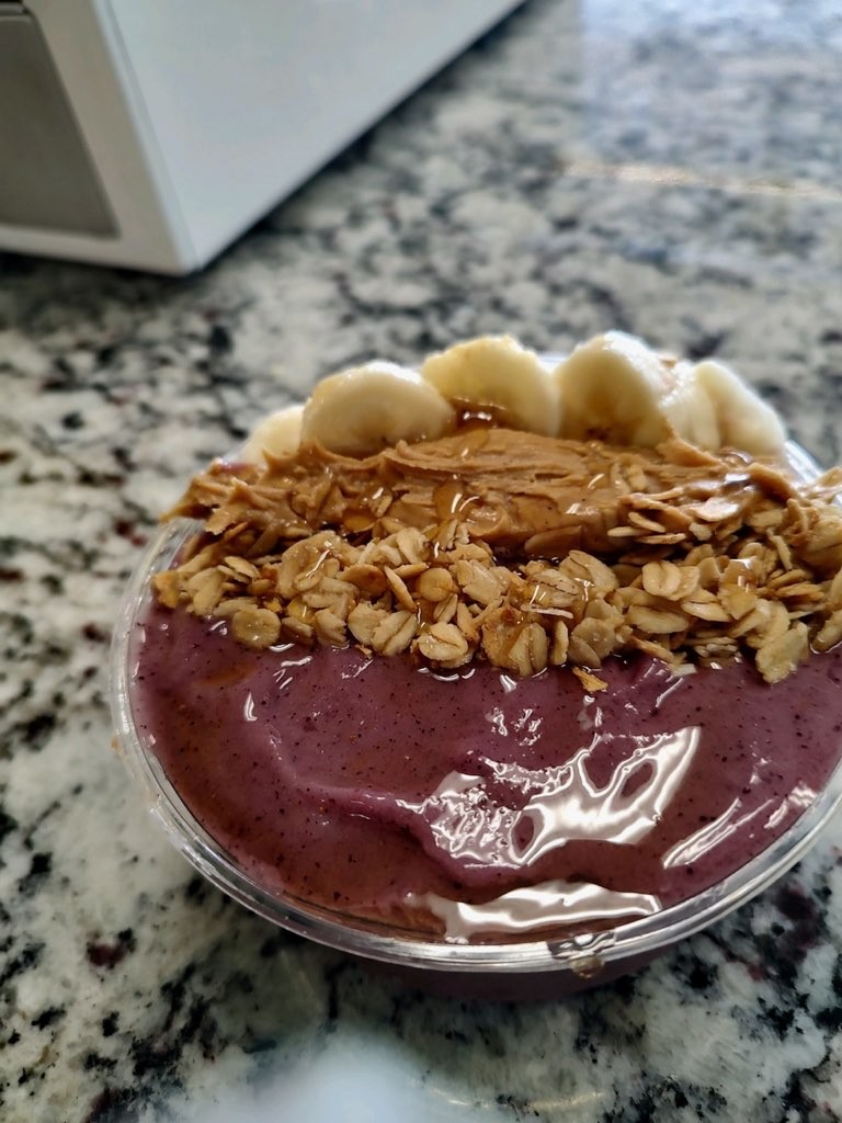 Paradise Smoothie Juice Bar: food & drinks