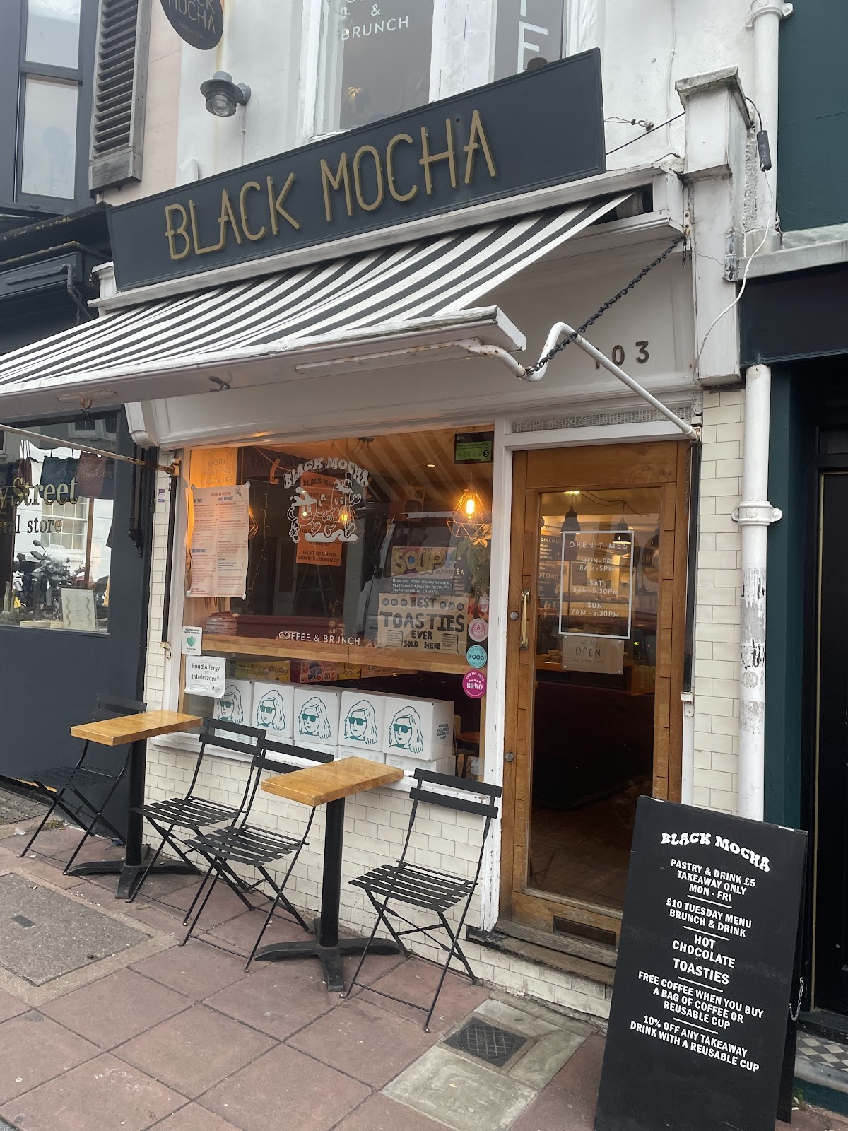 Black Mocha: the place