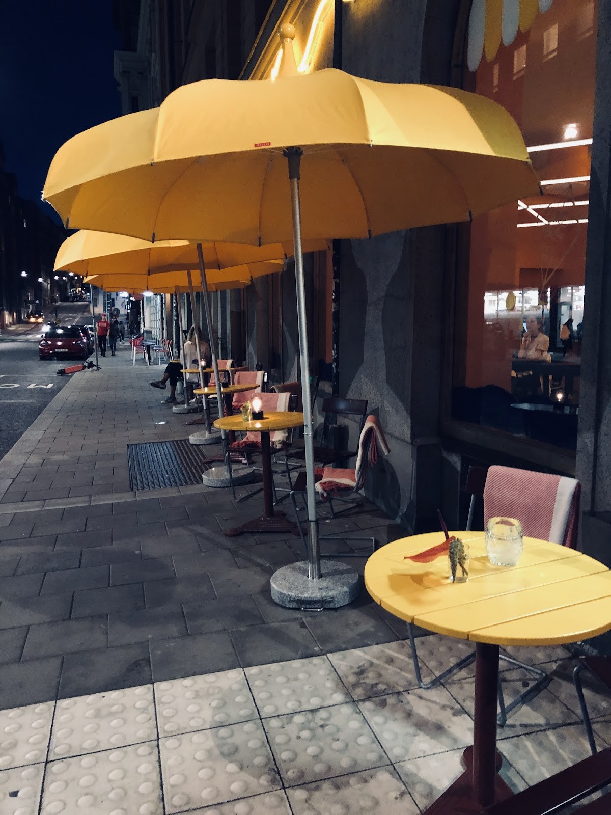 Bistro Leoparden: the place