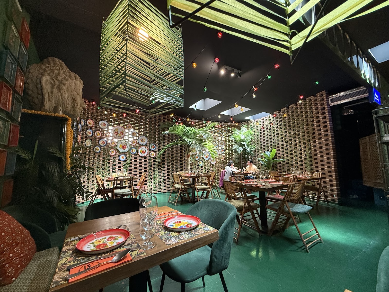 Thai Mongkut | Ruzafa: the place