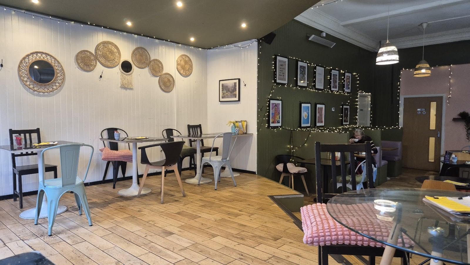 Rose & Grants Cafe: the place