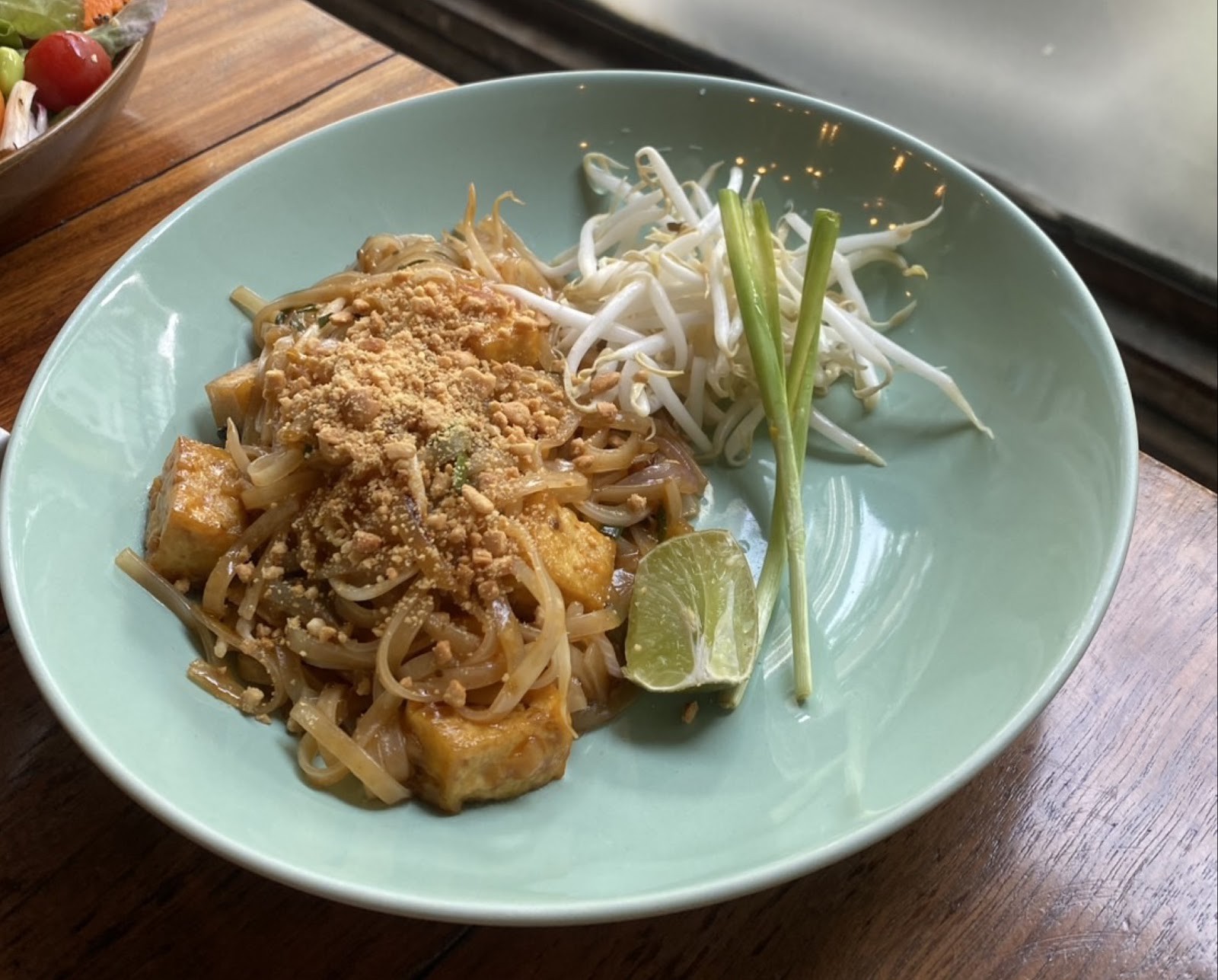Broccoli Revolution Charoen Krung: food & drinks