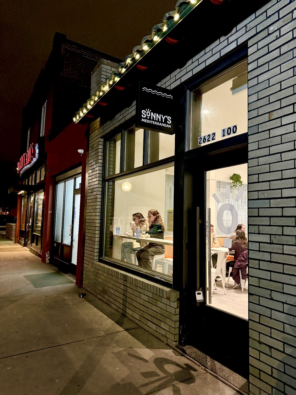 Sonny's Mediterranean: the place