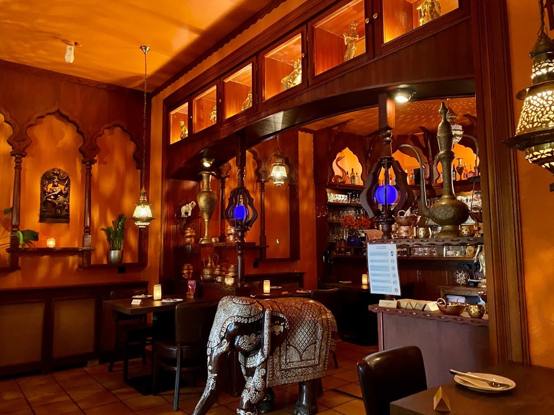 ASHOKA Indisches Restaurant: the place
