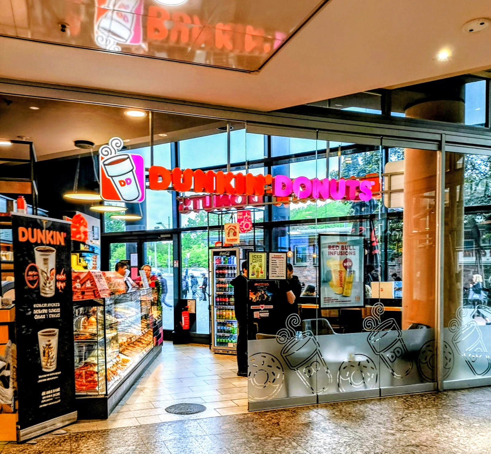 Dunkin' Donuts: the place