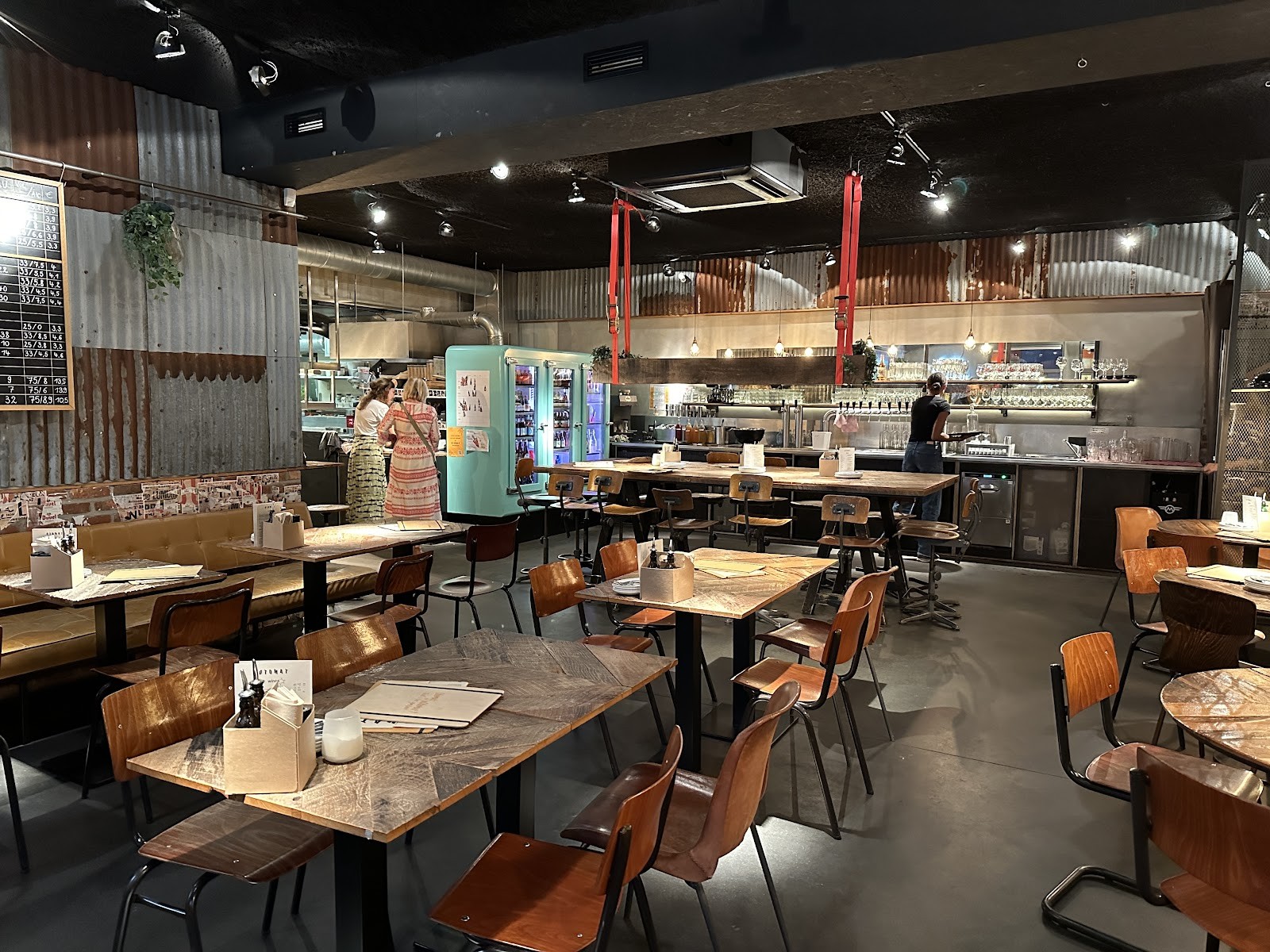 Otomat Antwerpen: the place