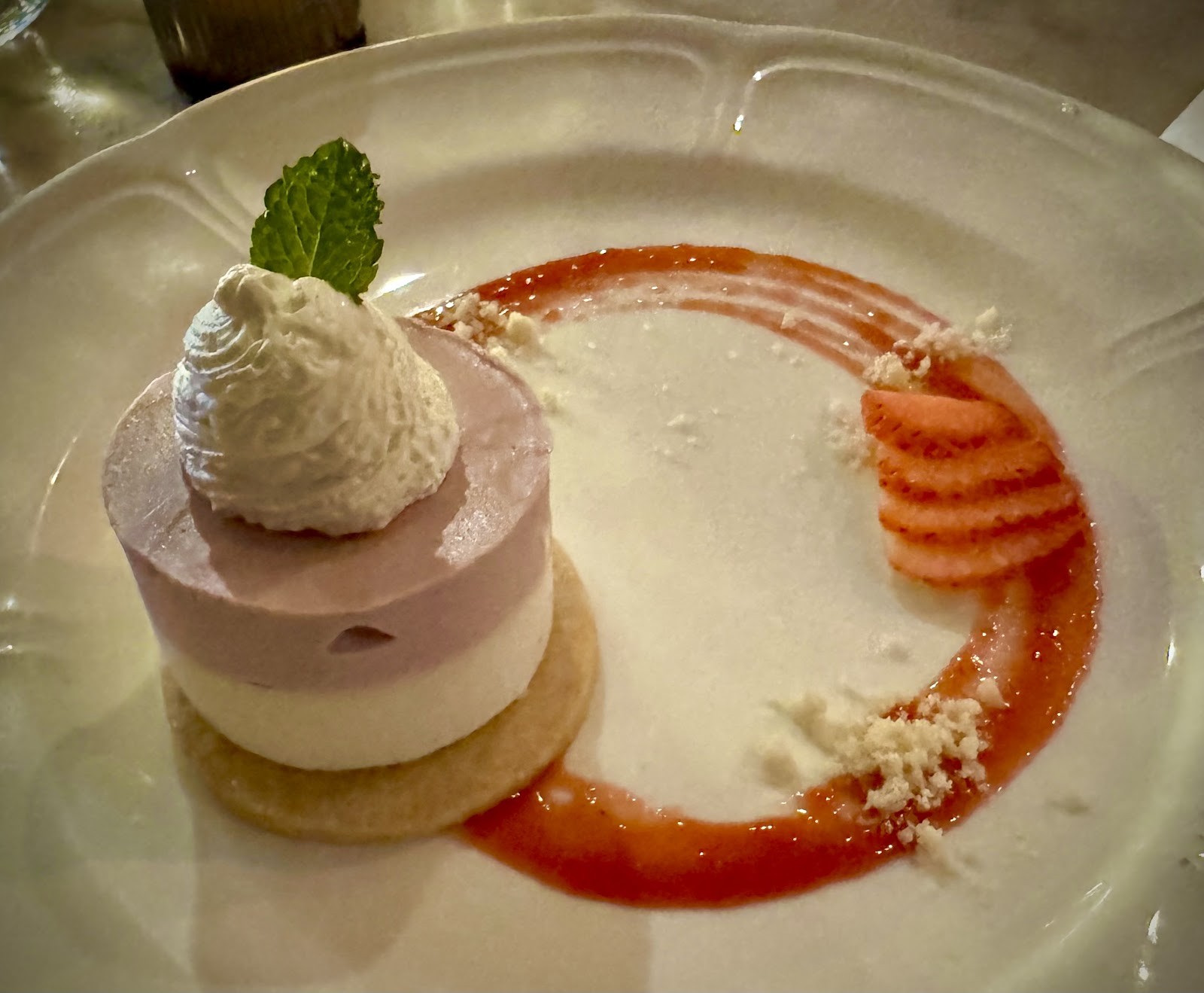 Willow Vegan Bistro: food & drinks