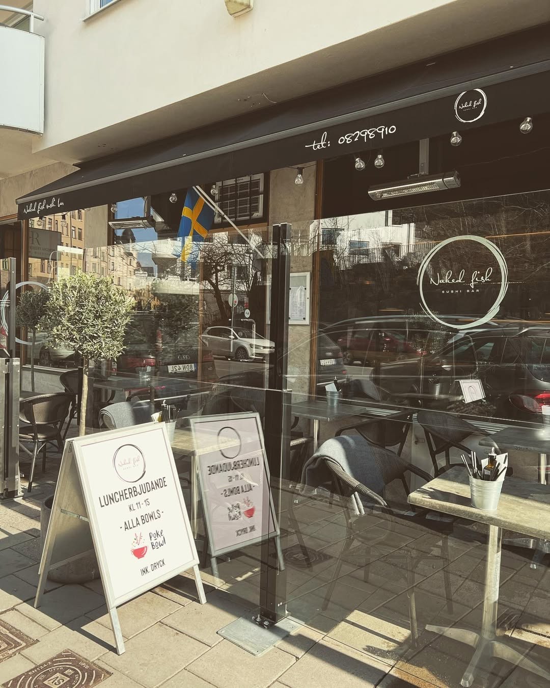 Naked Fish Sushi Bar - Kungsholmen: the place