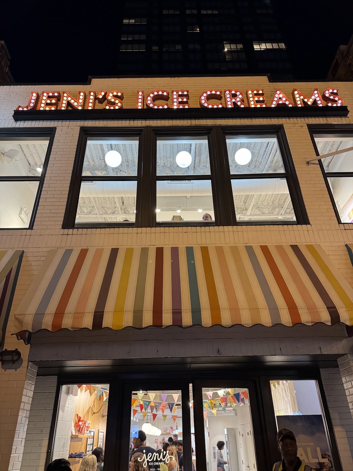 Jeni's Splendid Ice Creams: the place