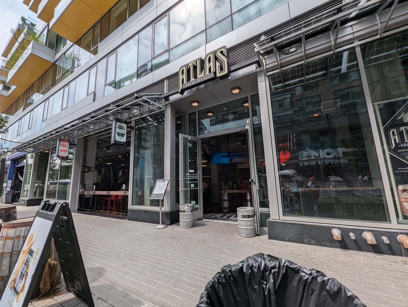 Atlas Brew Works Navy Yard Brewery & Tap Room: the place