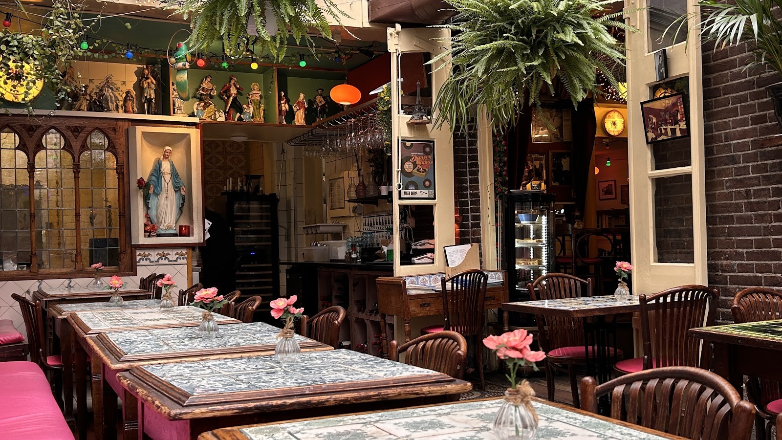 Kapitein Zeppos: the place