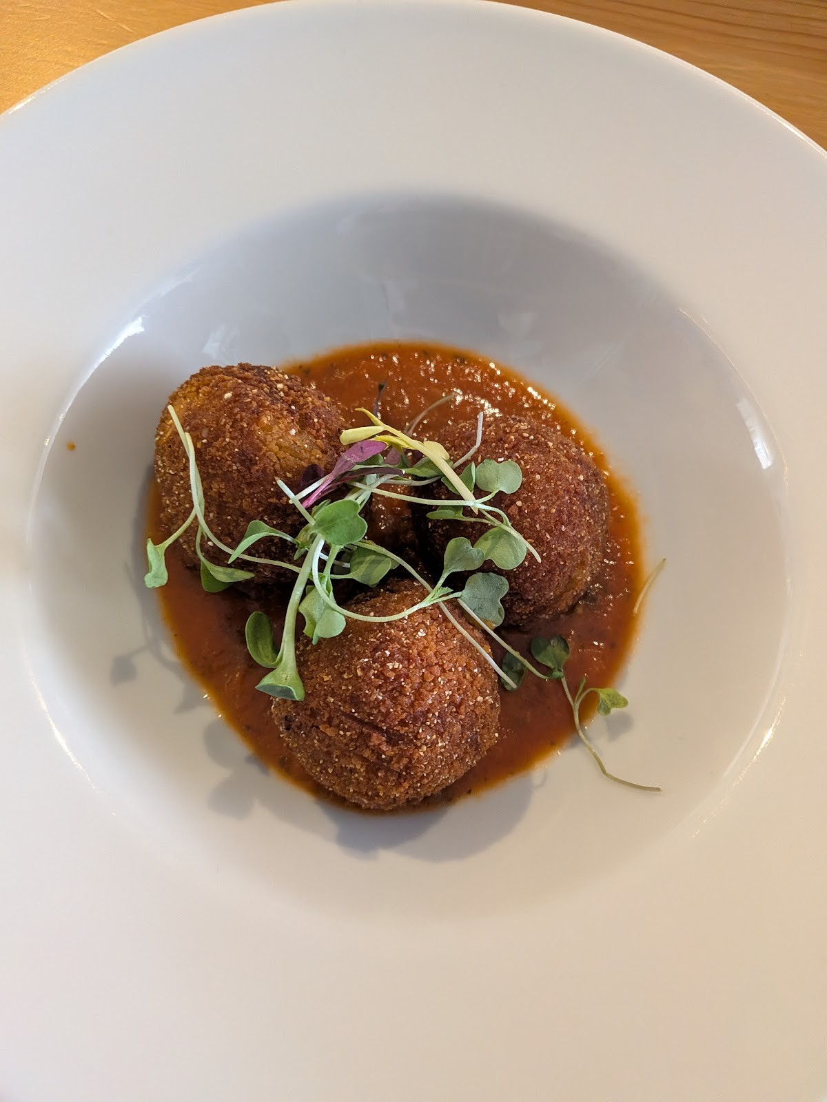 Luna's Vegan Corner: food & drinks