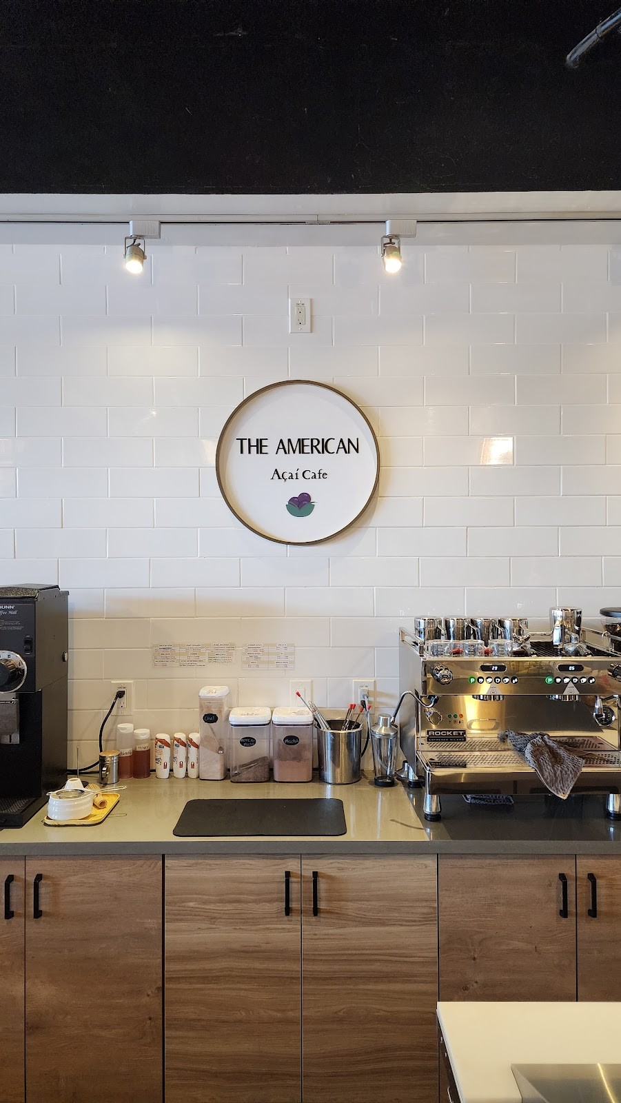 The American Açaí Cafe: the place