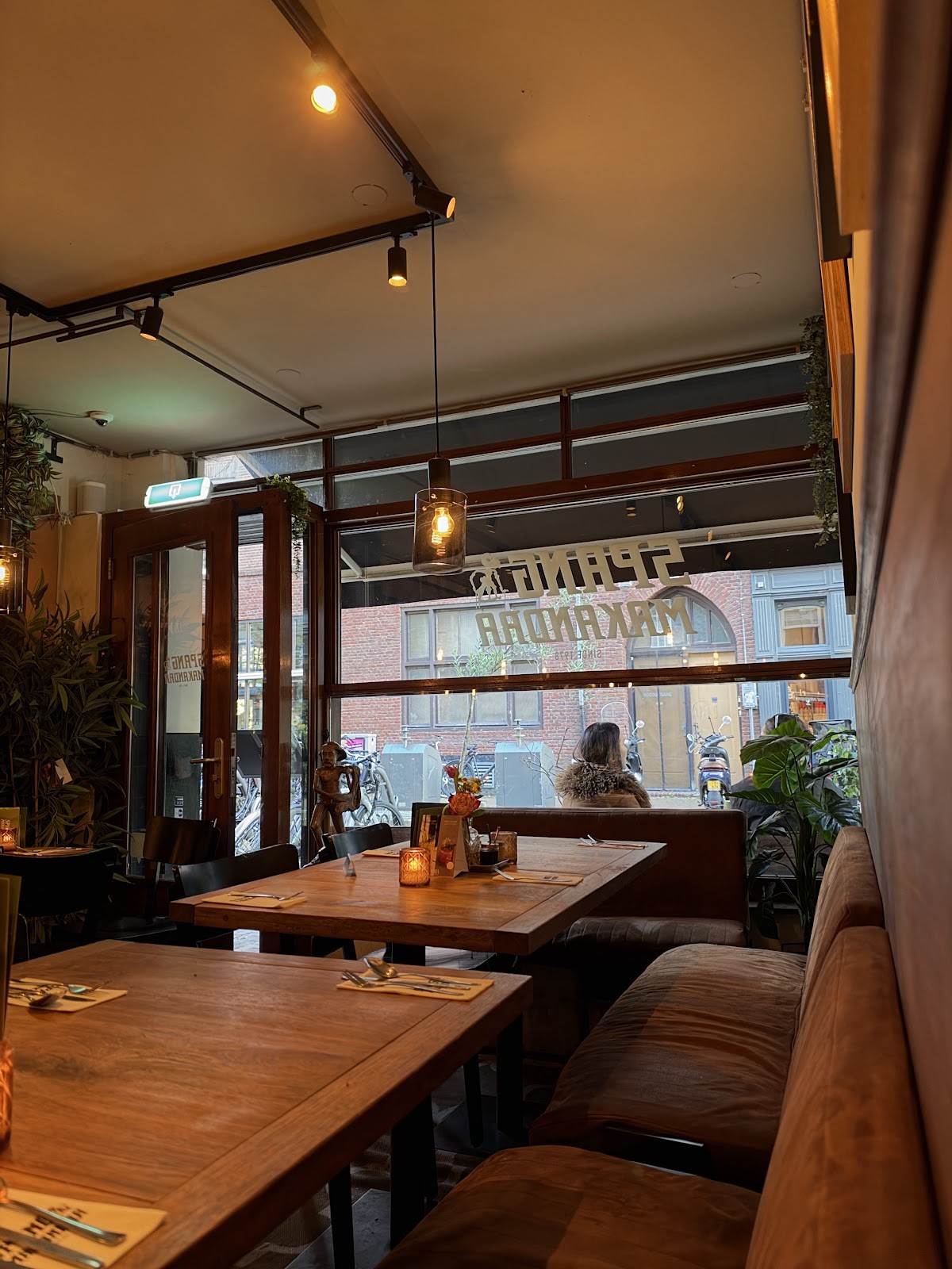 Warung Spang Makandra: the place