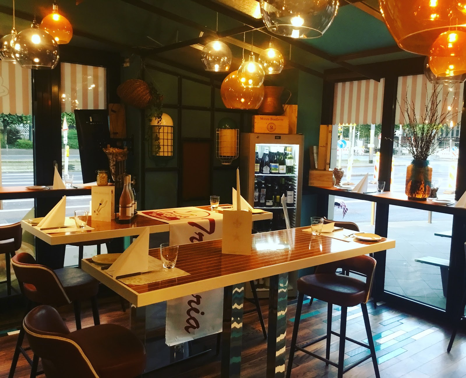 Trattoria Wilma - Pizza napoletana: the place