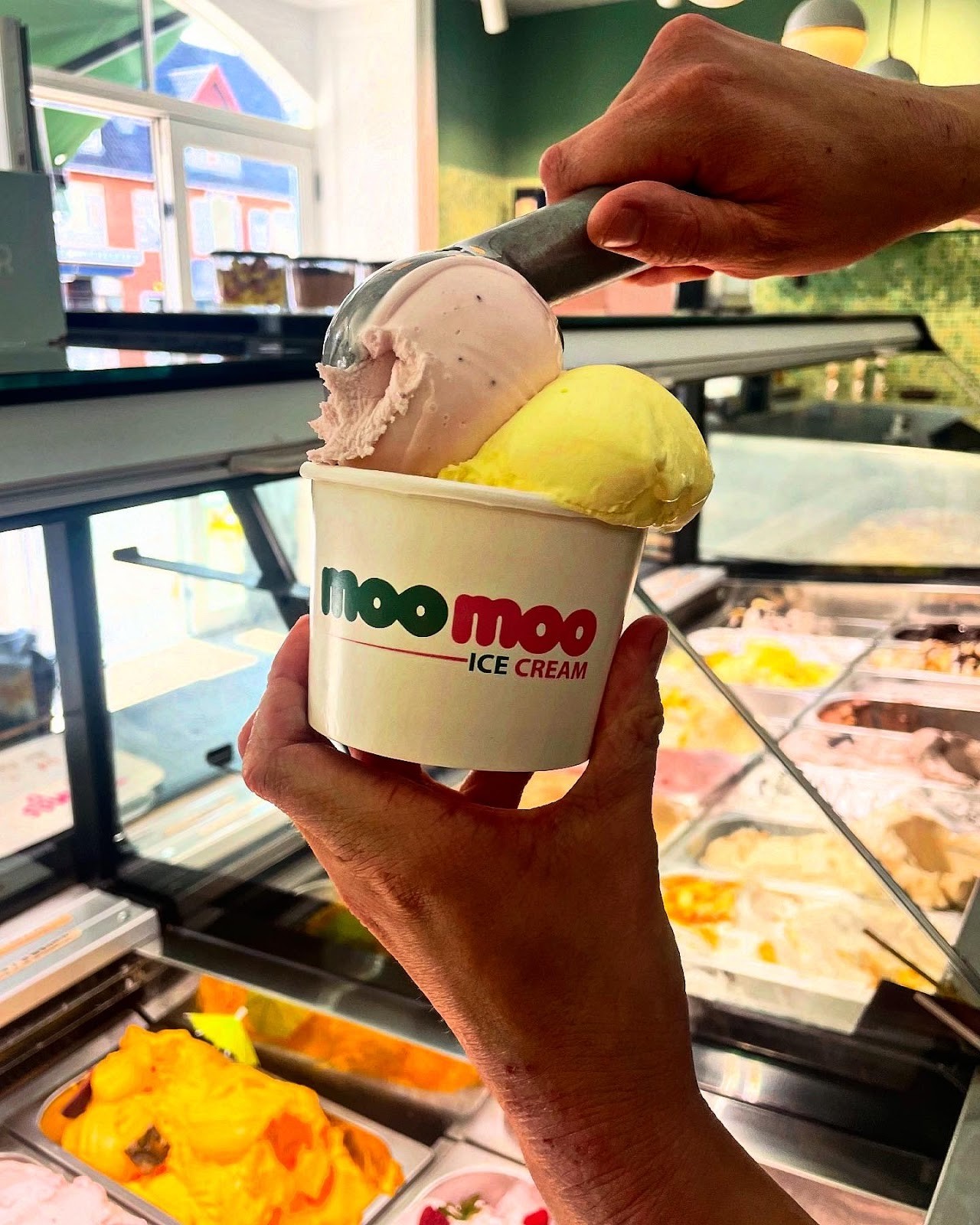 Moo Moo: food & drinks