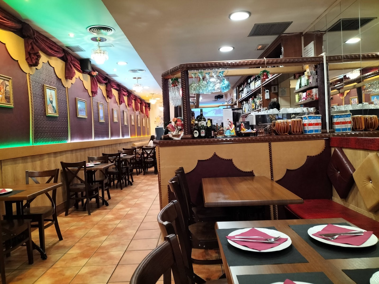 Little India Restaurant BCN: the place