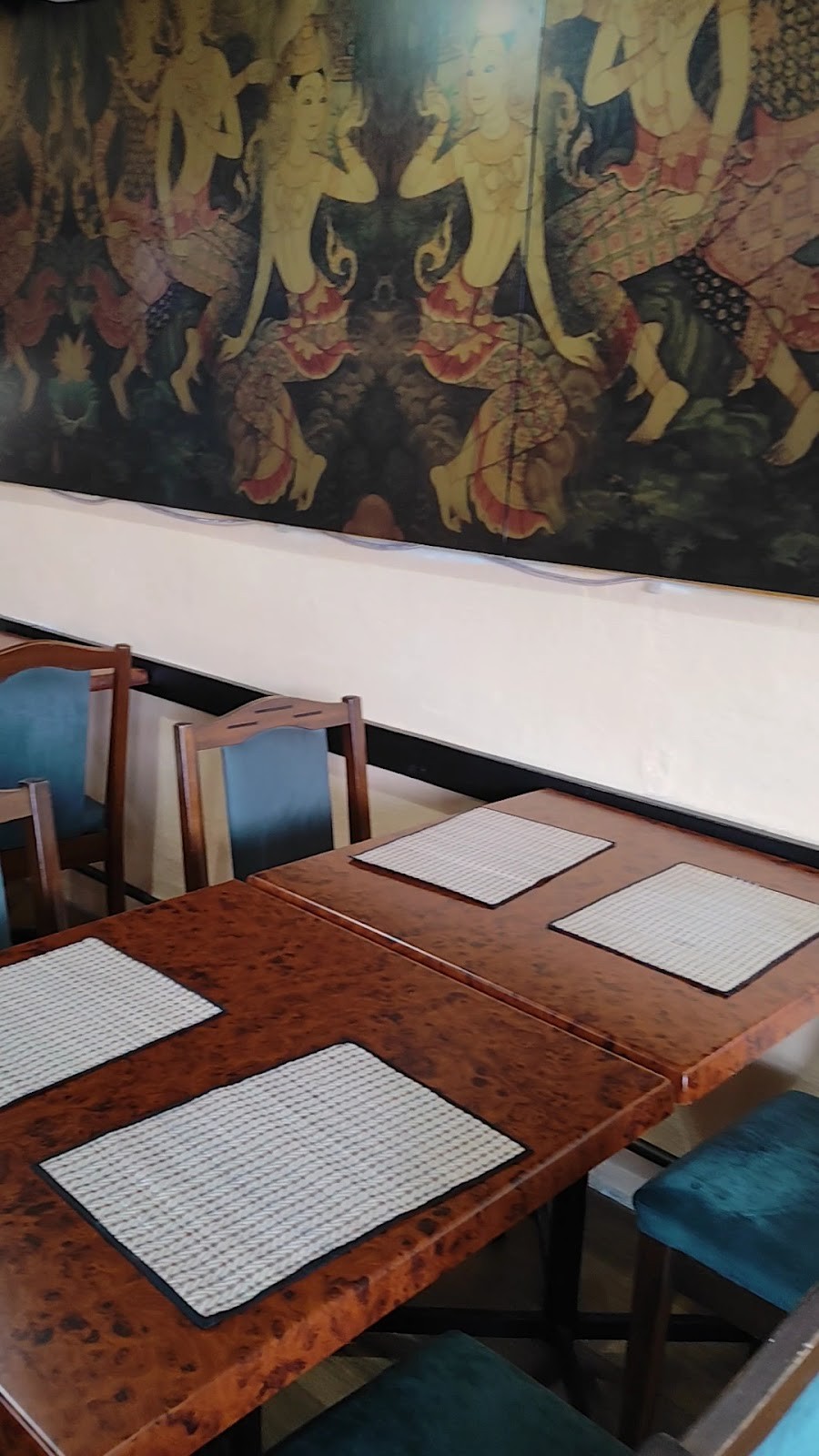 Mae Glong Thai Restaurant: the place
