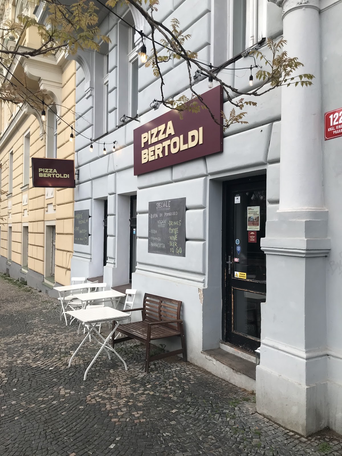 Pizza Bertoldi Vinohrady: the place