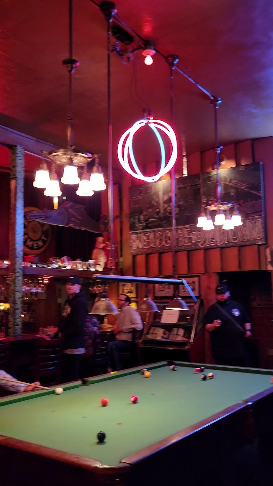 McMenamins Tavern & Pool: the place