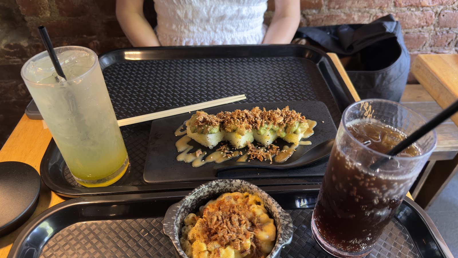 Redwhite Boneless Ramen: food & drinks
